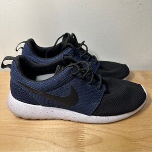 Nike Roshe Women’s Shoes Black Navy Blue US 8.5